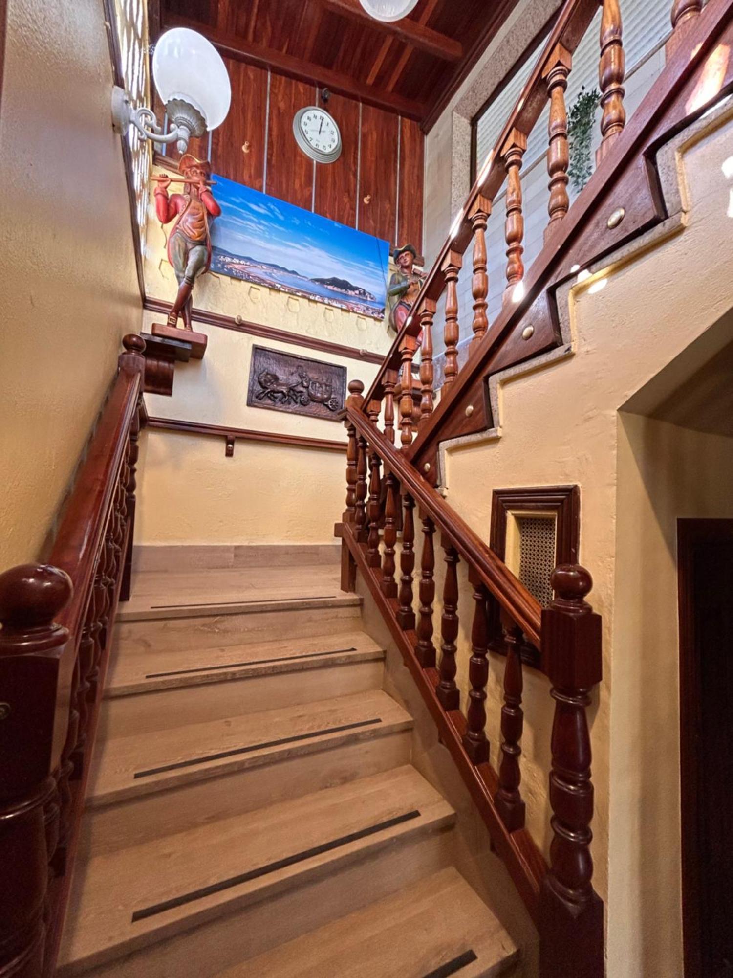 Hostal El Carro Laredo Eksteriør bilde