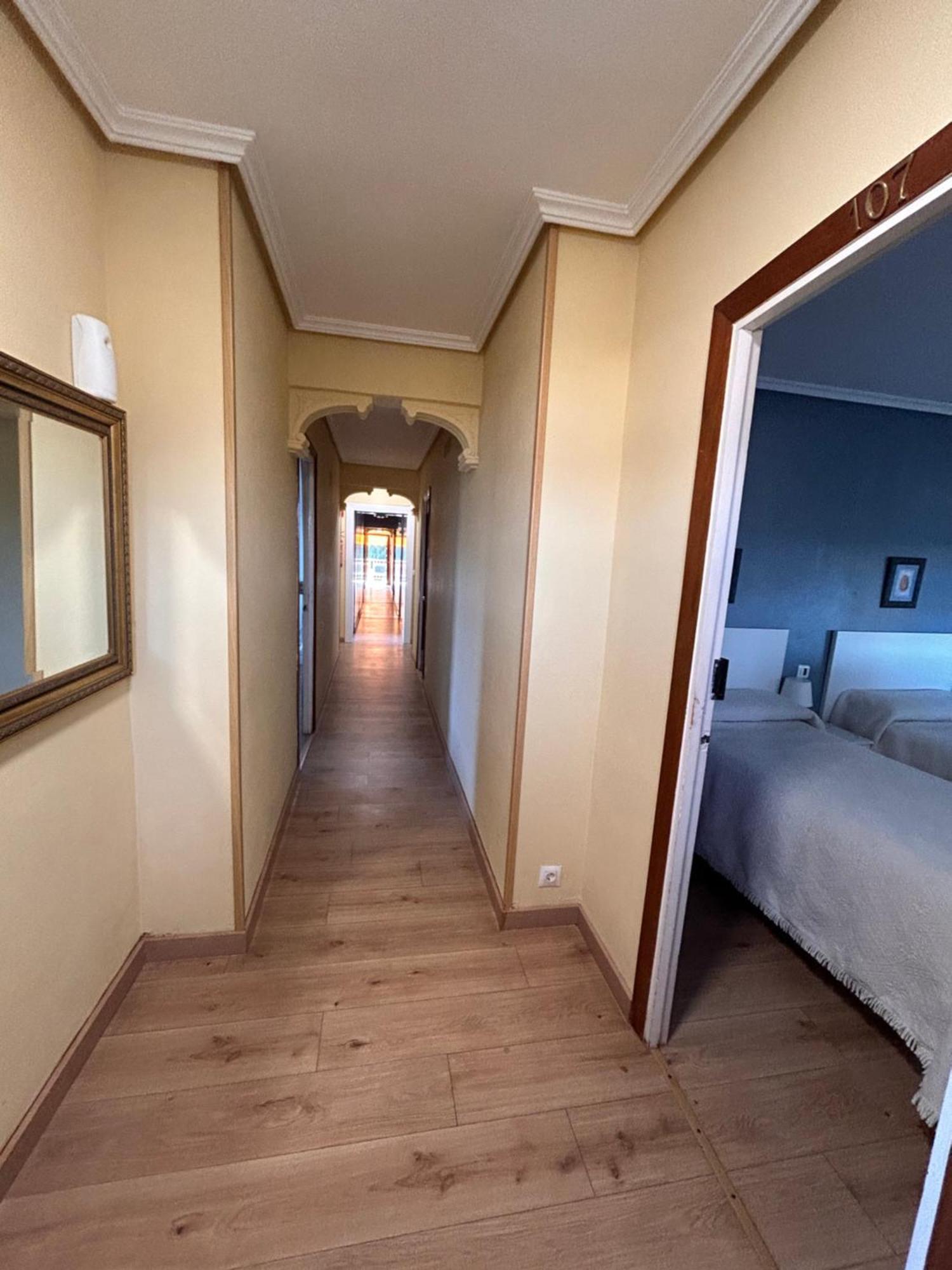 Hostal El Carro Laredo Eksteriør bilde