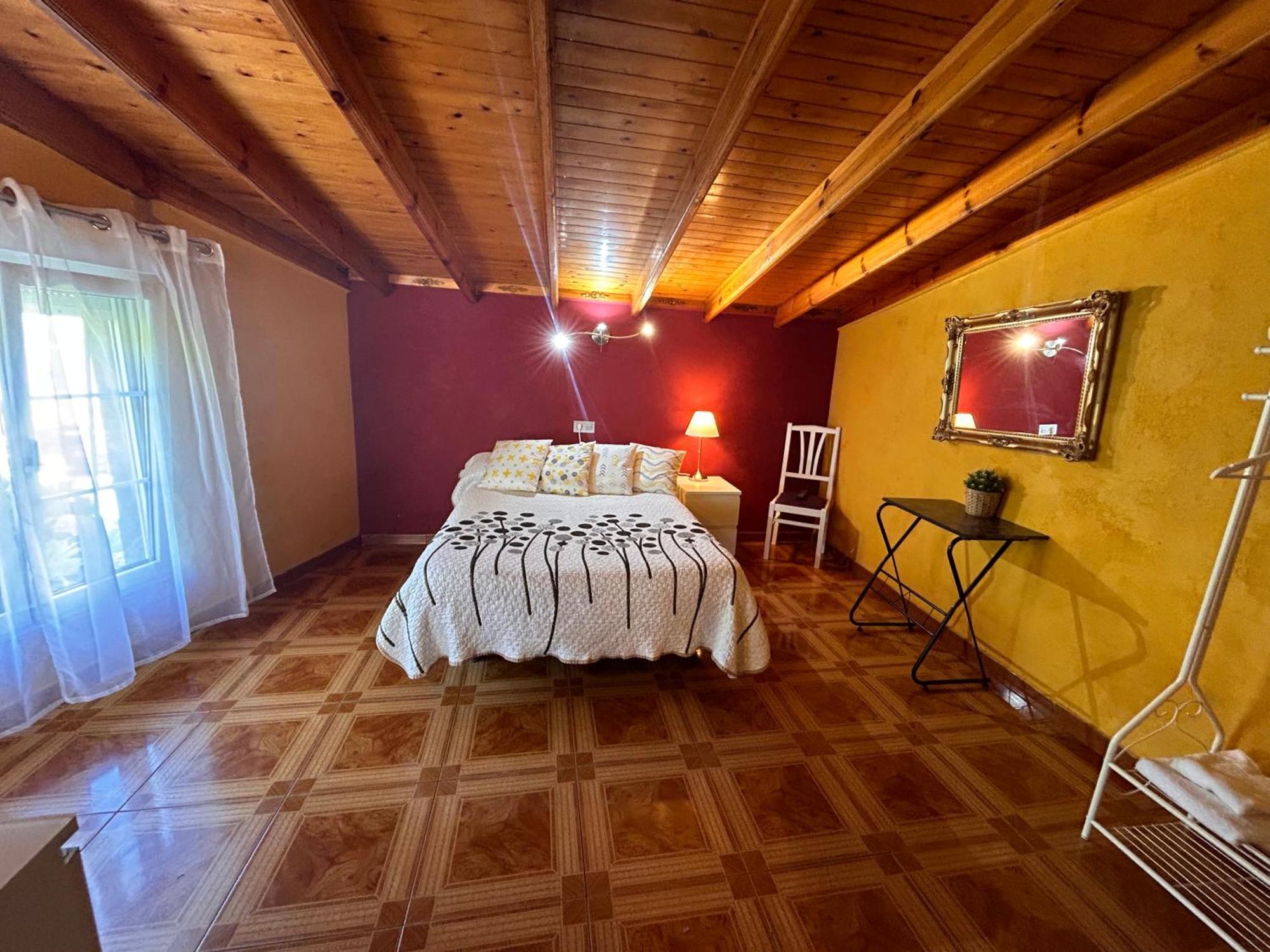 Hostal El Carro Laredo Eksteriør bilde