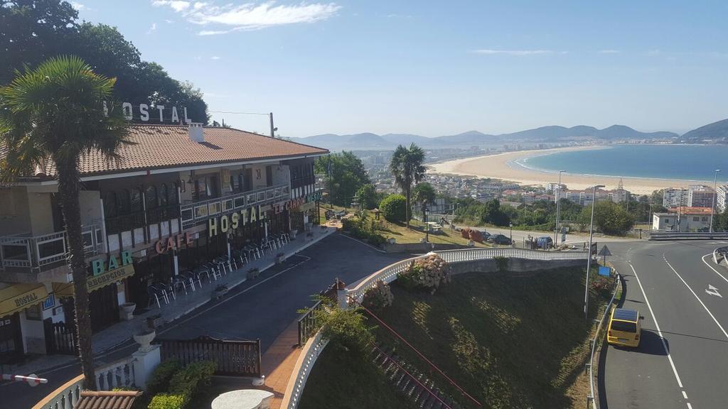 Hostal El Carro Laredo Eksteriør bilde